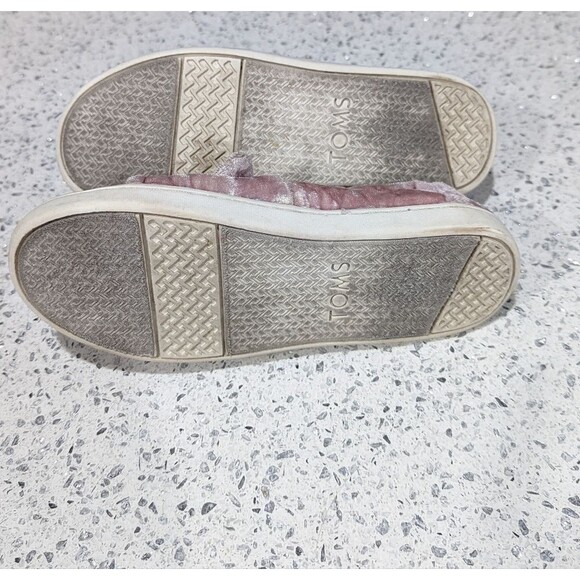 TOMS faded Pink rose Bow velvet Velour Alpargata Classic Slip on Girls Size 11 - Picture 11 of 11